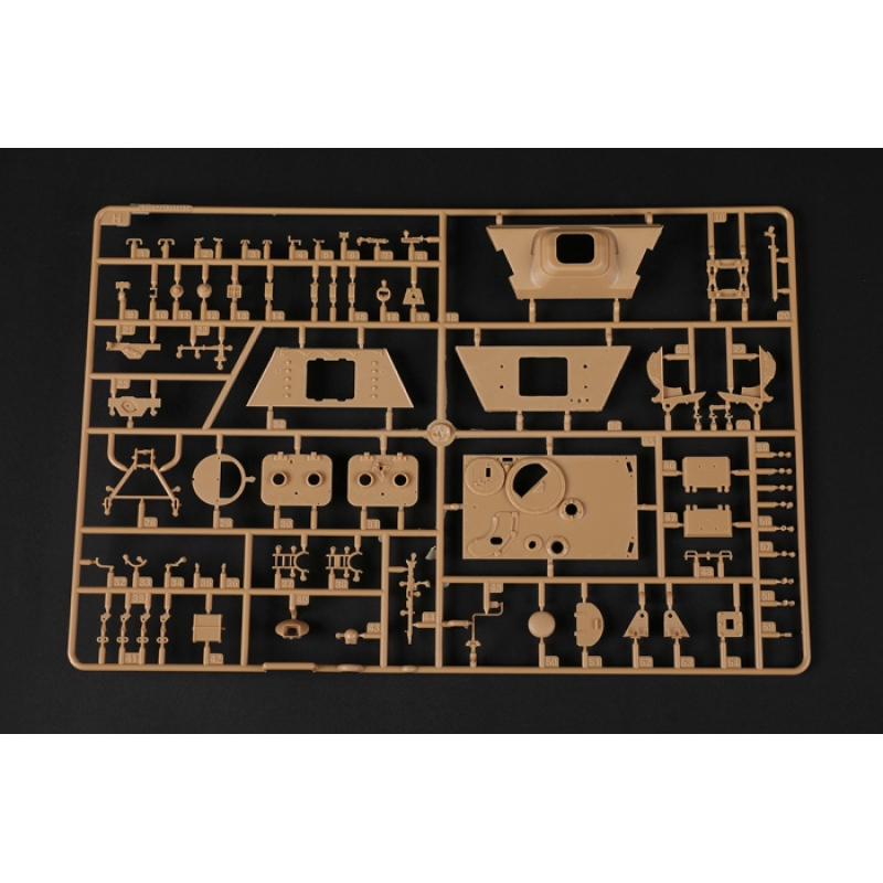 Hobby Boss 84562 - 1/35 German Jagdtiger (Henschel Production)