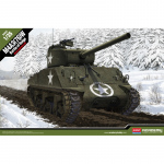 M4A3(76)W Sherman (Battle of Bulge) - Academy 1/35