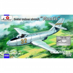 Yakovlev Yak-32 Mantis Trainer Aircraft - Amodel 1/72