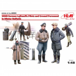 WWII German Luftwaffe Pilots and Ground Personnel in Winter Uniform - ICM 1/48