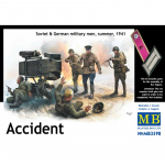 Accident. Soviet & German Military Men, Summer 1941 -...