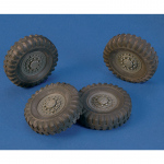 Wheels Staghound (for Italeri/Bronco Kit) - Royal Model 1/35