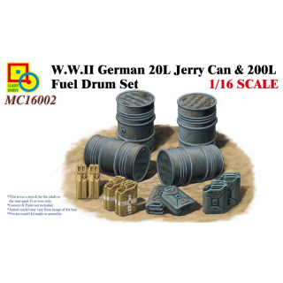 WWII German 20L Jerry Can & 200L Fuel Drum Set - Classy Hobby 1/16