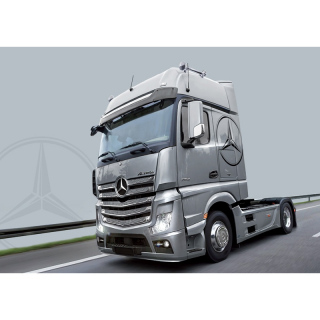 1:24 Mercedes-Benz Actros MP4 GigaSpace