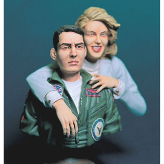 Top Gun Pilot & Girl Bust - Legend 200mm