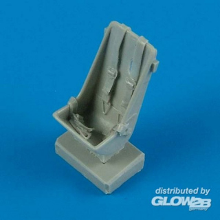 Me 163A seat with safety belts