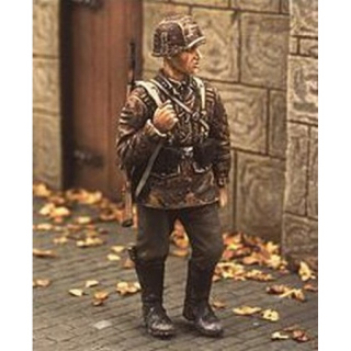 Waffen SS (Ardennes) WWII - Royal Model 1/35