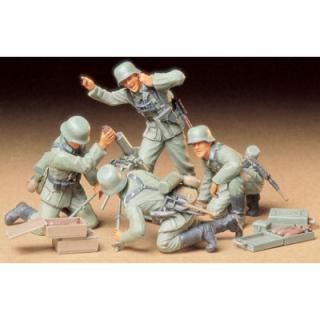 German Infantry Mortar Team - Tamiya 1/35