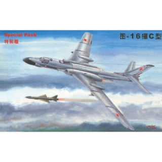 Tupolev Tu-16 K-10 Badger C - Trumpeter 1/72