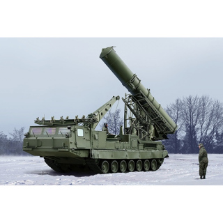 Russian S-300V 9A85 SAM - Trumpeter 1/35